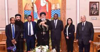 البابا تواضروس الثاني يستقبل السفير الإثيوبي بالقاهرة .. صور