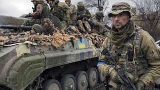 أوكرانيا.. انقطاع شبكة إيلون ماسك الفضائية عن الجيش يثير الذعر
