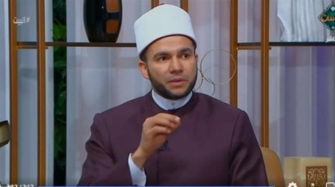 ما حكم الشرع في خروج المرأة للعمل خلال العدة؟.. هاني تمام يُجيب