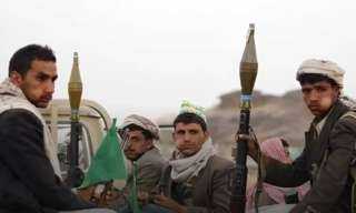 الحوثيون: نفذنا عمليتين عسكريتين ضد سفينتين أمريكيتين