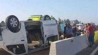 إصابة 6 أشخاص في انقلاب سيارة ميكروباص بصحراوي الصف
