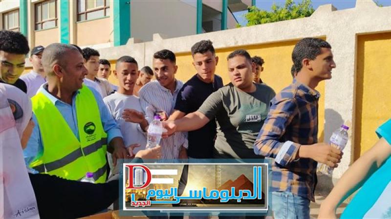 توافد الطلاب علي لجانهم بالمنيا