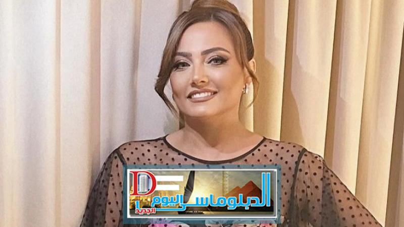 الفنانة بشرى