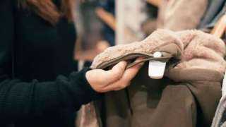 احذر هذا الفعل عند شراء الملابس الجديدة.. قد يصيبك بأمراض خطيرة