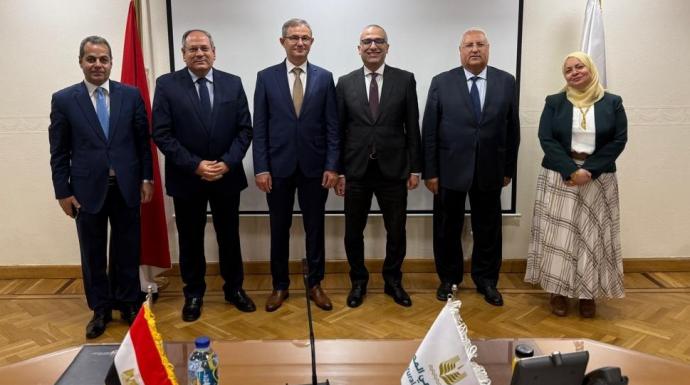 البنك الزراعي المصري يستقبل وزير زراعة جمهورية صربيا لتعزيز التعاون والاطلاع على جهود البنك في دعم التنمية الزراعية
